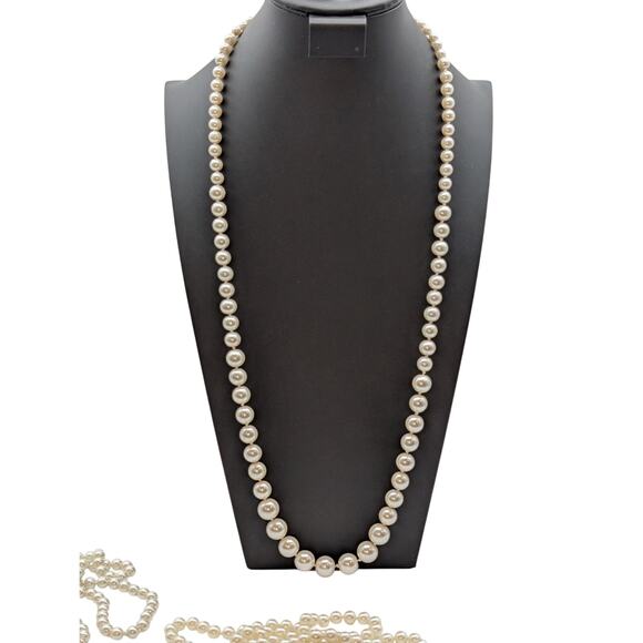 Lot of Three Strands Knotted Glass Faux Pearls to Layer or Wear Alone - Picture 3 of 6